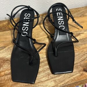 Senso Black Strappy Women's Sandals Micro Heel size 39 NWT